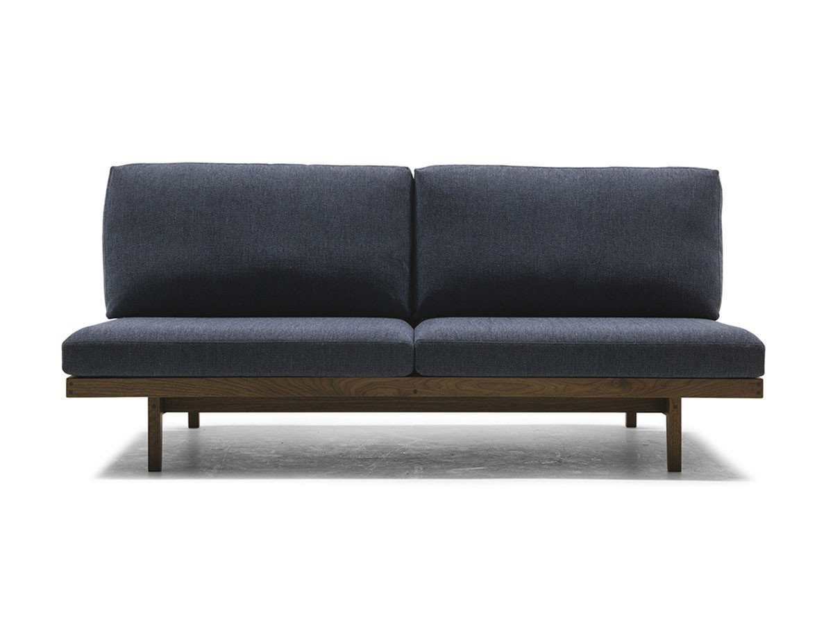 【マスターウォール/MASTERWAL / GOODS】のPORO SOFA / ポロ ソファ 3シーター180 インテリア・キッズ・メンズ・レディースファッション・服の通販 founy(ファウニー) 　クッション　Cushion, Throw Pillow　スタイリッシュ　Stylish, Fashionable　スマート　Smart, Elegant　ファブリック　Fabric, Textile　フォルム　Silhouette, Form　フレーム　Frame, Outline　ホーム・キャンプ・アウトドア・お取り寄せ　Home Living / Home & Lifestyle / Camping Gear / Outdoor Camping　家具・インテリア　Home Furniture & Interior. Stylish & Functional Living Spaces　ソファー　Couches & Sofas　張地:ウッド:ウォールナット|ID: prp329100004969358 ipo3291000000037268287