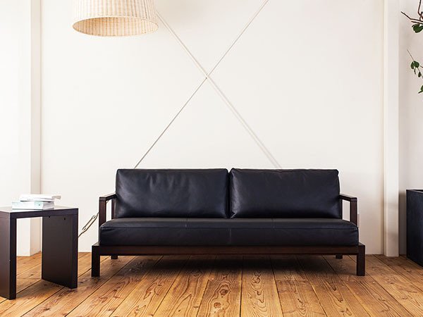【フランネルソファ/FLANNEL SOFA / GOODS】のSTRAND 2.5P SOFA / ストランド 2.5人掛けソファ インテリア・キッズ・メンズ・レディースファッション・服の通販 founy(ファウニー) 　クッション　Cushion, Throw Pillow　フレーム　Frame, Outline　ホーム・キャンプ・アウトドア・お取り寄せ　Home Living / Home & Lifestyle / Camping Gear / Outdoor Camping　家具・インテリア　Home Furniture & Interior. Stylish & Functional Living Spaces　ソファー　Couches & Sofas　フレーム:ウォールナット|ID: prp329100004969385 ipo3291000000037268442