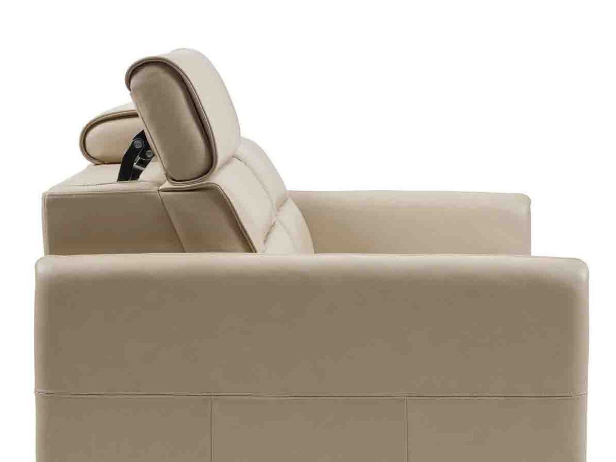 【ストレスレス/Stressless / GOODS】のStressless Emily / ストレスレス エミリー 2人掛け ウッド インテリア・キッズ・メンズ・レディースファッション・服の通販 founy(ファウニー) 　ウッド　Wooden Design　クッション　Cushion, Throw Pillow　コーティング　Coating, Coated Finish　シンプル　Simple, Minimal　スマート　Smart, Elegant　人気　Popular, Best Seller　フィット　Fit, Slim Fit　フォルム　Silhouette, Form　モダン　Modern, Contemporary　冬　Winter / This Winter　ホーム・キャンプ・アウトドア・お取り寄せ　Home Living / Home & Lifestyle / Camping Gear / Outdoor Camping　家具・インテリア　Home Furniture & Interior. Stylish & Functional Living Spaces　その他 インテリア雑貨、家具　Home Decor & Furniture Extras　ネックレスト:最大UP状態|ID: prp329100004969413 ipo3291000000037268671
