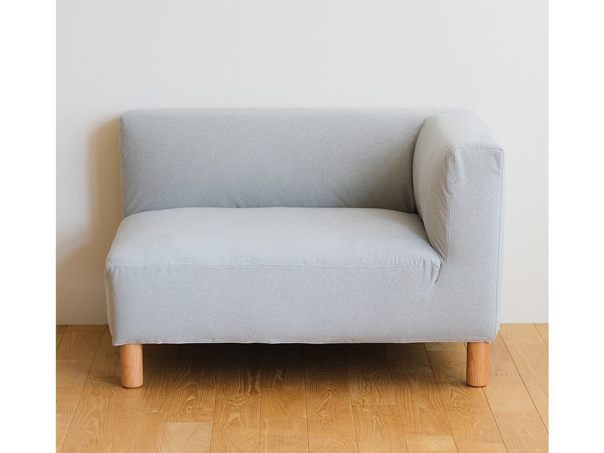 【フライミー ヴェール/FLYMEe vert / GOODS】のCOCCO ONE ARM SOFA / コッコ ワンアームソファ 105 ハイタイプ インテリア・キッズ・メンズ・レディースファッション・服の通販 founy(ファウニー) 　コンパクト　Compact, Small Size　セパレート　Separate, Two-Piece　ホーム・キャンプ・アウトドア・お取り寄せ　Home Living / Home & Lifestyle / Camping Gear / Outdoor Camping　家具・インテリア　Home Furniture & Interior. Stylish & Functional Living Spaces　ソファー　Couches & Sofas　張地:ラムース ライトグレー(ランク4)、アーム位置:左アーム、脚部:チェリー|ID: prp329100004969455 ipo3291000000037268944