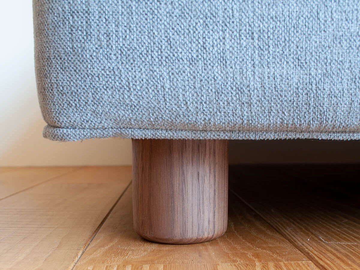 【フライミー ヴェール/FLYMEe vert / GOODS】のCOCCO ONE ARM SOFA / コッコ ワンアームソファ 105 ロータイプ インテリア・キッズ・メンズ・レディースファッション・服の通販 founy(ファウニー) 　コンパクト　Compact, Small Size　セパレート　Separate, Two-Piece　ホーム・キャンプ・アウトドア・お取り寄せ　Home Living / Home & Lifestyle / Camping Gear / Outdoor Camping　家具・インテリア　Home Furniture & Interior. Stylish & Functional Living Spaces　ソファー　Couches & Sofas　脚部:ウォールナット|ID: prp329100004969480 ipo3291000000037269141