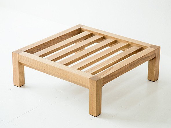【フランネルソファ/FLANNEL SOFA / GOODS】のSTRAND STOOL / ストランド スツール インテリア・キッズ・メンズ・レディースファッション・服の通販 founy(ファウニー) 　コンパクト　Compact, Small Size　ホーム・キャンプ・アウトドア・お取り寄せ　Home Living / Home & Lifestyle / Camping Gear / Outdoor Camping　家具・インテリア　Home Furniture & Interior. Stylish & Functional Living Spaces　その他 インテリア雑貨、家具　Home Decor & Furniture Extras　フレームは無垢材を使用しているため、一点一点表情が異なります。|ID: prp329100004969720 ipo3291000000037270638