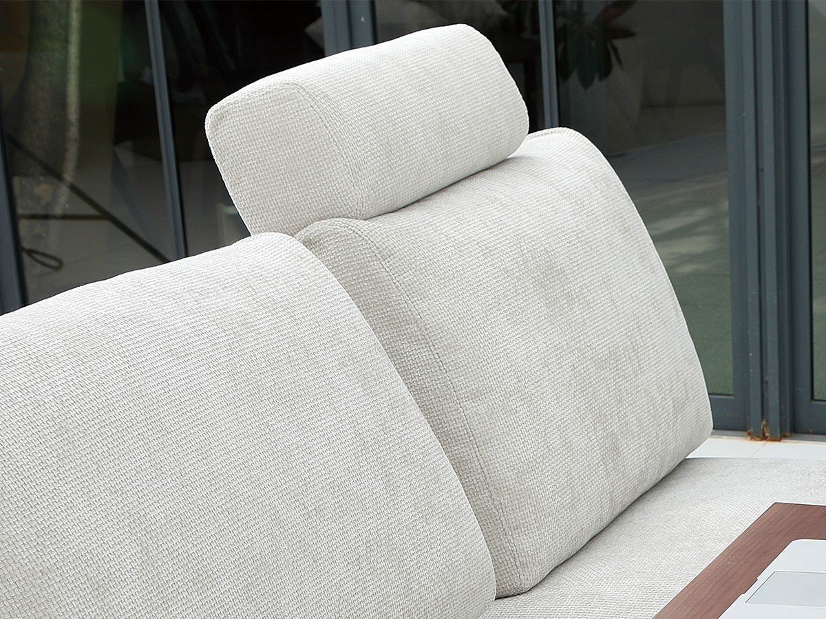 【タクト/TACT / GOODS】の2.5P SOFA / 2.5人掛けソファ インテリア・キッズ・メンズ・レディースファッション・服の通販 founy(ファウニー) 　クッション　Cushion, Throw Pillow　シンプル　Simple, Minimal　フェザー　Feather, Feather Detail　フレーム　Frame, Outline　ホーム・キャンプ・アウトドア・お取り寄せ　Home Living / Home & Lifestyle / Camping Gear / Outdoor Camping　家具・インテリア　Home Furniture & Interior. Stylish & Functional Living Spaces　ソファー　Couches & Sofas　オプションのヘッドレストとアームクッションはソファと同張地です。|ID: prp329100004969867 ipo3291000000037271390