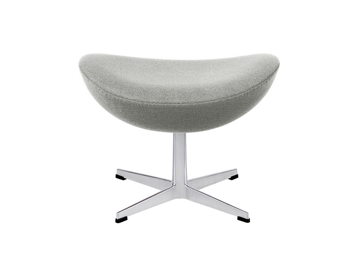 【フリッツ ハンセン/FRITZ HANSEN / GOODS】のEGG / エッグチェア フットスツール 3127 インテリア・キッズ・メンズ・レディースファッション・服の通販 founy(ファウニー) 　インナー　Innerwear　クラシック　Classic, Timeless Style　ドロップ　Drop Shoulder, Dropped Style　ファブリック　Fabric, Textile　送料無料　Free Shipping　おすすめ　Recommended / Our Picks　ホーム・キャンプ・アウトドア・お取り寄せ　Home Living / Home & Lifestyle / Camping Gear / Outdoor Camping　家具・インテリア　Home Furniture & Interior. Stylish & Functional Living Spaces　チェア・椅子　Seating & Chairs　スツール・バースツール　Stools & Bar Stools　張地:ハリンダル 110 ホワイト / グレー()、脚部:サテン仕上|ID: prp329100004969937 ipo3291000000037271780