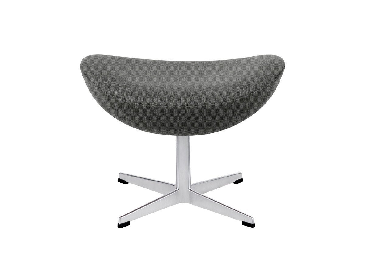 【フリッツ ハンセン/FRITZ HANSEN / GOODS】のEGG / エッグチェア フットスツール 3127 インテリア・キッズ・メンズ・レディースファッション・服の通販 founy(ファウニー) 　インナー　Innerwear　クラシック　Classic, Timeless Style　ドロップ　Drop Shoulder, Dropped Style　ファブリック　Fabric, Textile　送料無料　Free Shipping　おすすめ　Recommended / Our Picks　ホーム・キャンプ・アウトドア・お取り寄せ　Home Living / Home & Lifestyle / Camping Gear / Outdoor Camping　家具・インテリア　Home Furniture & Interior. Stylish & Functional Living Spaces　チェア・椅子　Seating & Chairs　スツール・バースツール　Stools & Bar Stools　張地:ハリンダル 126 ホワイト / ブラウン()、脚部:サテン仕上|ID: prp329100004969937 ipo3291000000037271783