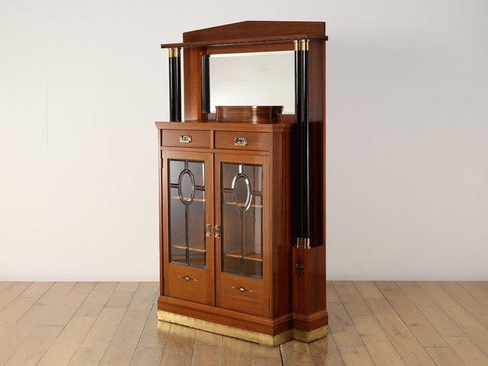 【ロイズ アンティークス/Lloyd's Antiques / GOODS】のReal Antique Art Deco Cabinet / フランスアンティーク家具 アールデコキャビネット インテリア・キッズ・メンズ・レディースファッション・服の通販 founy(ファウニー) https://founy.com/ アンティーク Antique-Inspired ガラス Glass, Glassware フランス France, French フレンチ French, French Style フレーム Frame, Outline ホーム・キャンプ・アウトドア・お取り寄せ Home Living / Home & Lifestyle / Camping Gear / Outdoor Camping 家具・インテリア Home Furniture & Interior. Stylish & Functional Living Spaces 収納家具・キャビネット Storage Furniture 収納キャビネット・扉付き棚 Cabinet / Storage Cabinet |ID: prp329100004970411 ipo3291000000037274962