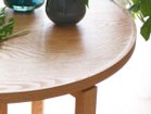 【ヒラシマ/HIRASHIMA / GOODS】のSPAGO Circle Table 070 High / スパーゴ サークルテーブル 070 ハイ 天板には無垢材を使用し、縁は削り出しでつくられています。天板裏にはスチール製のそり止めを丹念に施工し|ID: prp329100004970425 ipo3291000000037275067
