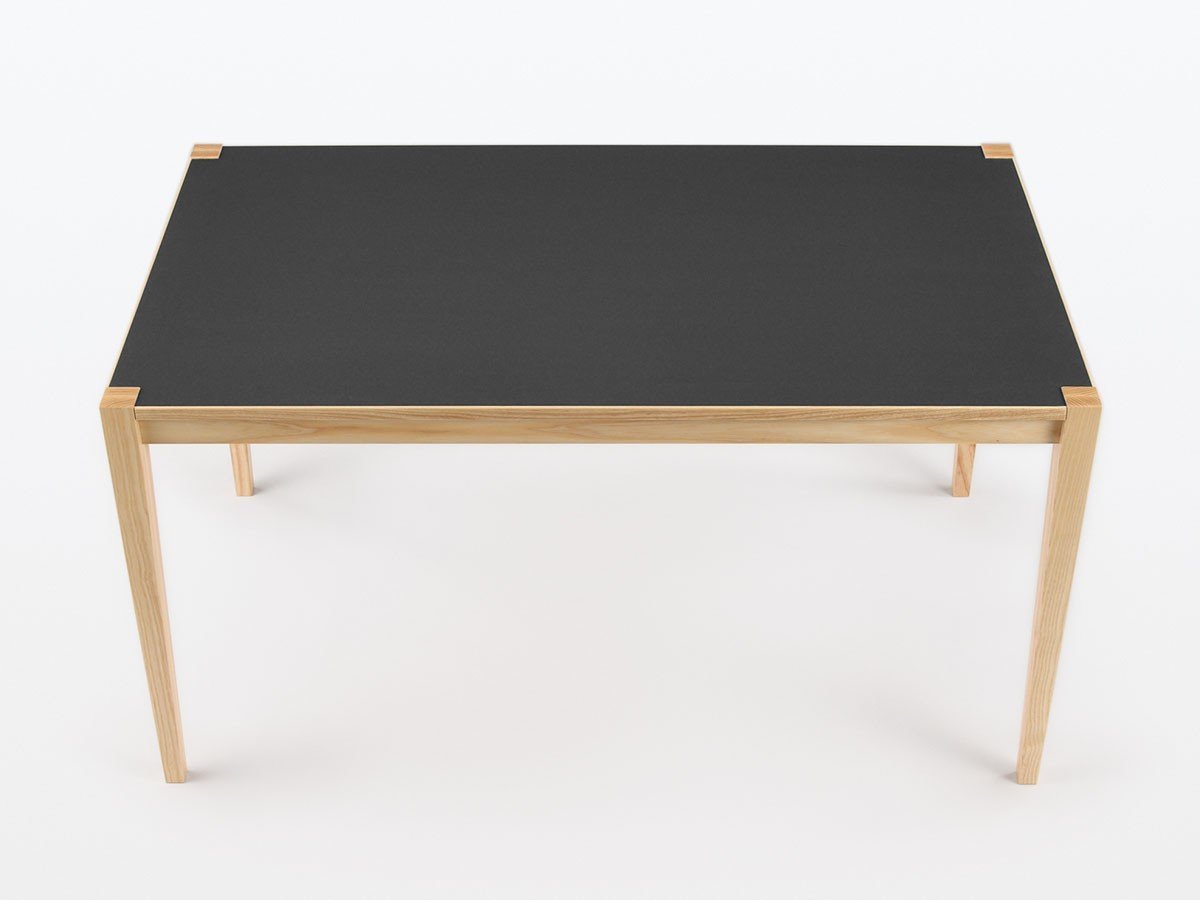 【イデー/IDEE / GOODS】のNOVA DINING TABLE SQUARE 1600 / ノヴァ ダイニング テーブル スクエア 1600(リノリウム天板) インテリア・キッズ・メンズ・レディースファッション・服の通販 founy(ファウニー) 　スクエア　Square, Square Shape　テーブル　Table, Dining Table　モダン　Modern, Contemporary　抗菌　Antibacterial, Bacteria-Resistant　ホーム・キャンプ・アウトドア・お取り寄せ　Home Living / Home & Lifestyle / Camping Gear / Outdoor Camping　家具・インテリア　Home Furniture & Interior. Stylish & Functional Living Spaces　テーブル　Dining, Coffee & Side Tables　ダイニングテーブル・食卓テーブル　Dining Tables　参考イメージ|ID: prp329100004970452 ipo3291000000037275248