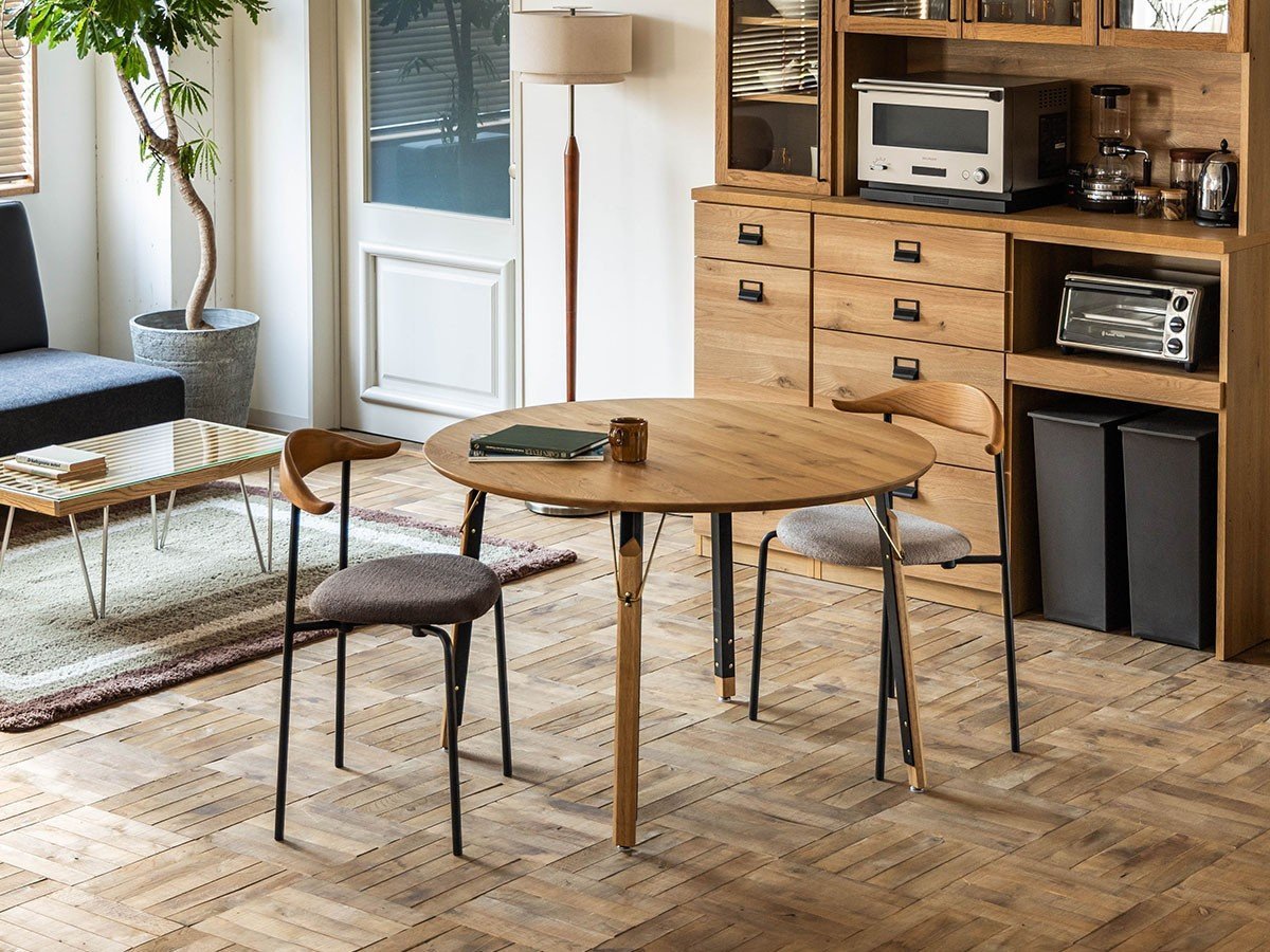 【イージーライフ/Easy Life / GOODS】のMEATH DINING TABLE / ミース ダイニングテーブル ラウンド天板(直径110cm)+ No.1脚(木角脚) インテリア・キッズ・メンズ・レディースファッション・服の通販 founy(ファウニー) 　オイル　Body Oil　コーティング　Coating, Coated Finish　テーブル　Table, Dining Table　ベーシック　Basic, Essential　ラウンド　Round, Round Neck　おすすめ　Recommended / Our Picks　ホーム・キャンプ・アウトドア・お取り寄せ　Home Living / Home & Lifestyle / Camping Gear / Outdoor Camping　家具・インテリア　Home Furniture & Interior. Stylish & Functional Living Spaces　テーブル　Dining, Coffee & Side Tables　ダイニングテーブル・食卓テーブル　Dining Tables　参考イメージ|ID: prp329100004970649 ipo3291000000037276546
