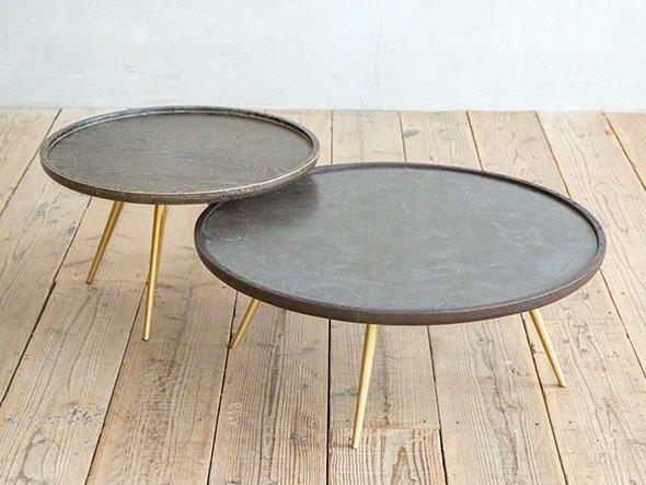 【ノットアンティークス/knot antiques / CRASH GATE】のBARK COFFEE TABLE / バーク コーヒーテーブル 直径80cm(石天板) インテリア・キッズ・メンズ・レディースファッション・服の通販 founy(ファウニー) 　テーブル　Table, Dining Table　バランス　Balance, Style Balance　ヴィンテージ　Vintage Style　ホーム・キャンプ・アウトドア・お取り寄せ　Home Living / Home & Lifestyle / Camping Gear / Outdoor Camping　家具・インテリア　Home Furniture & Interior. Stylish & Functional Living Spaces　テーブル　Dining, Coffee & Side Tables　ローテーブル・センターテーブル　Coffee & Center Tables　左:同シリーズの「直径60cm(オーク天板)」、右:本商品|ID: prp329100004970968 ipo3291000000037278094