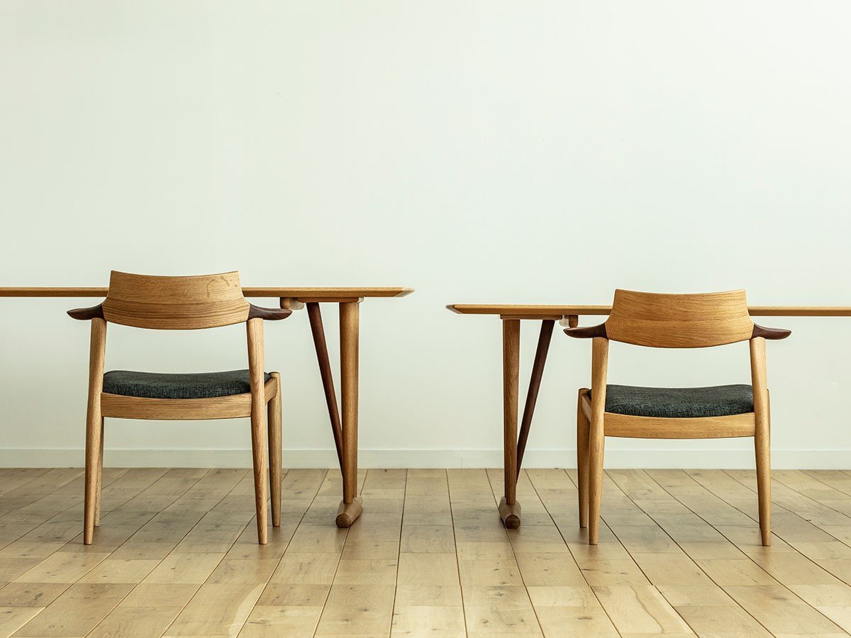 【日進木工/NISSHIN MOKKOU / GOODS】のWHITE WOOD LD Chair / ホワイトウッド リビングダイニングチェア WOC-151 インテリア・キッズ・メンズ・レディースファッション・服の通販 founy(ファウニー) 　ウッド　Wooden Design　軽量　Lightweight, Ultra Light　ハーフ　Half, Half-Length　フレーム　Frame, Outline　モダン　Modern, Contemporary　送料無料　Free Shipping　ホーム・キャンプ・アウトドア・お取り寄せ　Home Living / Home & Lifestyle / Camping Gear / Outdoor Camping　家具・インテリア　Home Furniture & Interior. Stylish & Functional Living Spaces　チェア・椅子　Seating & Chairs　ダイニングチェア・木製チェア　Dining Chairs　同デザインで座面高のサイズ違いを展開しています(左:ダイニングチェア WOC-161、右:本商品)|ID: prp329100004971049 ipo3291000000037278632