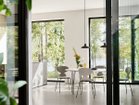 【フリッツ ハンセン/FRITZ HANSEN / GOODS】のTABLE SERIES SUPERELLIPSE / テーブルシリーズ スーパー楕円テーブル スパンレッグ B613 大人の最旬トレンドファッション＆コーディネート founy(ファウニー) テーブル Table, Dining Table フォルム Silhouette, Form ホーム・キャンプ・アウトドア・お取り寄せ Home Living / Home & Lifestyle / Camping Gear / Outdoor Camping 家具・インテリア Home Furniture & Interior. Stylish & Functional Living Spaces テーブル Dining, Coffee & Side Tables ダイニングテーブル・食卓テーブル Dining Tables thumbnail 天板:ラミネート / ホワイト、脚部:ウォームグラファイト|ID: prp329100004971202 ipo3291000000037279751