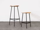 【ライフファニチャー/LIFE FURNITURE / GOODS】のSL IRON HIGH STOOL / SL アイアン ハイスツール 左:本商品、右:サイズ違いの「スツール」|ID: prp329100004971210 ipo3291000000037279805