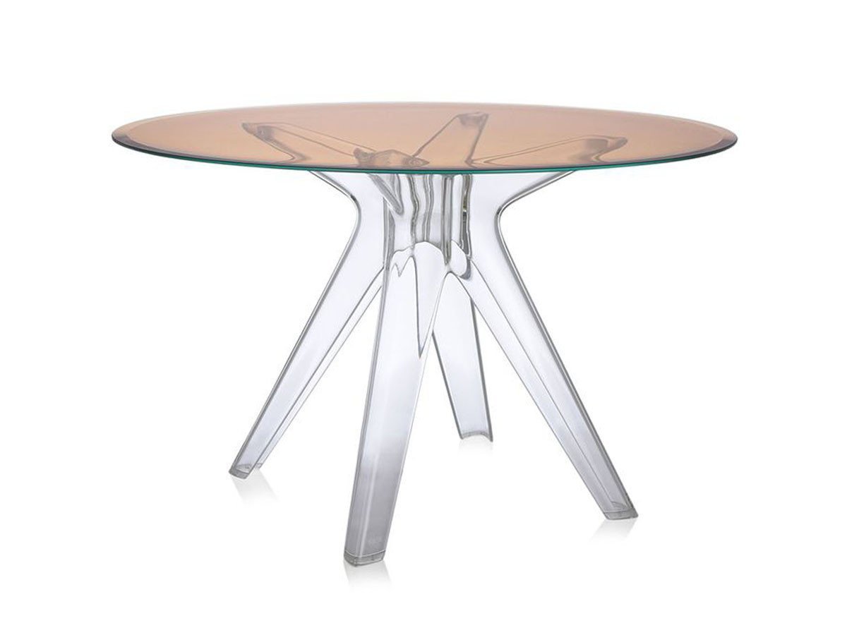 【カルテル/Kartell / GOODS】のSIR GIO ROUND / サージオ ラウンド インテリア・キッズ・メンズ・レディースファッション・服の通販 founy(ファウニー) 　エレガント 上品　Elegant　ガラス　Glass, Glassware　テーブル　Table, Dining Table　ラウンド　Round, Round Neck　ホーム・キャンプ・アウトドア・お取り寄せ　Home Living / Home & Lifestyle / Camping Gear / Outdoor Camping　家具・インテリア　Home Furniture & Interior. Stylish & Functional Living Spaces　テーブル　Dining, Coffee & Side Tables　ダイニングテーブル・食卓テーブル　Dining Tables　ホーム・キャンプ・アウトドア・お取り寄せ　Home Living / Home & Lifestyle / Camping Gear / Outdoor Camping　家具・インテリア　Home Furniture & Interior. Stylish & Functional Living Spaces　テーブル　Dining, Coffee & Side Tables　カフェテーブル・丸型テーブル　Cafe & Bistro Tables　天板ブロンズ、脚部トランスペアレント|ID: prp329100004971340 ipo3291000000037280587