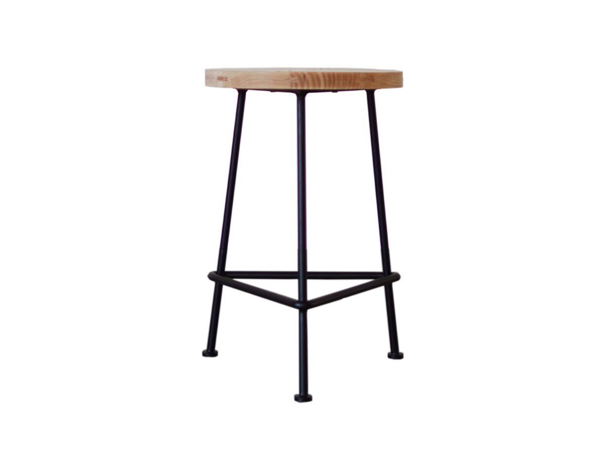 【ライフファニチャー/LIFE FURNITURE / GOODS】のSL IRON STOOL / SL アイアン スツール 大人の最旬トレンドファッション＆コーディネート founy(ファウニー) 　送料無料　Free Shipping　シンプル　Simple, Minimal　テーブル　Table, Dining Table　フラット　Flat, Flat Shoes　フレーム　Frame, Outline　ホーム・キャンプ・アウトドア・お取り寄せ　Home Living / Home & Lifestyle / Camping Gear / Outdoor Camping　家具・インテリア　Home Furniture & Interior. Stylish & Functional Living Spaces　チェア・椅子　Seating & Chairs　スツール・バースツール　Stools & Bar Stools　ホーム・キャンプ・アウトドア・お取り寄せ　Home Living / Home & Lifestyle / Camping Gear / Outdoor Camping　家具・インテリア　Home Furniture & Interior. Stylish & Functional Living Spaces　テーブル　Dining, Coffee & Side Tables　サイドテーブル・ナイトテーブル　Side & End Tables　 other-1|ID: prp329100004971345 ipo3291000000037280618