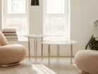 【グビ/GUBI / GOODS】のIOI Side Table / アイオーアイ サイドテーブル Φ500(ブラックセミマットベース × ブラス球) 参考イメージ|ID: prp329100004971459 ipo3291000000037281224