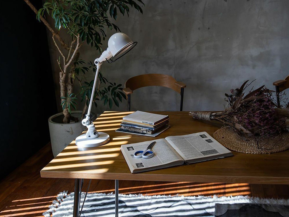【アデペシュ/a.depeche】のsou dining table 1400 / ソウ ダイニングテーブル 1400(脚部002タイプ) インテリア・キッズ・メンズ・レディースファッション・服の通販 founy(ファウニー) 　シンプル　Simple, Minimal　テーブル　Table, Dining Table　デスク　Desk, Work Desk　モダン　Modern, Contemporary　ワーク　Workwear, Utility Style　ヴィンテージ　Vintage Style　ホーム・キャンプ・アウトドア・お取り寄せ　Home Living / Home & Lifestyle / Camping Gear / Outdoor Camping　家具・インテリア　Home Furniture & Interior. Stylish & Functional Living Spaces　テーブル　Dining, Coffee & Side Tables　ダイニングテーブル・食卓テーブル　Dining Tables　参考イメージ|ID: prp329100004971682 ipo3291000000037282275