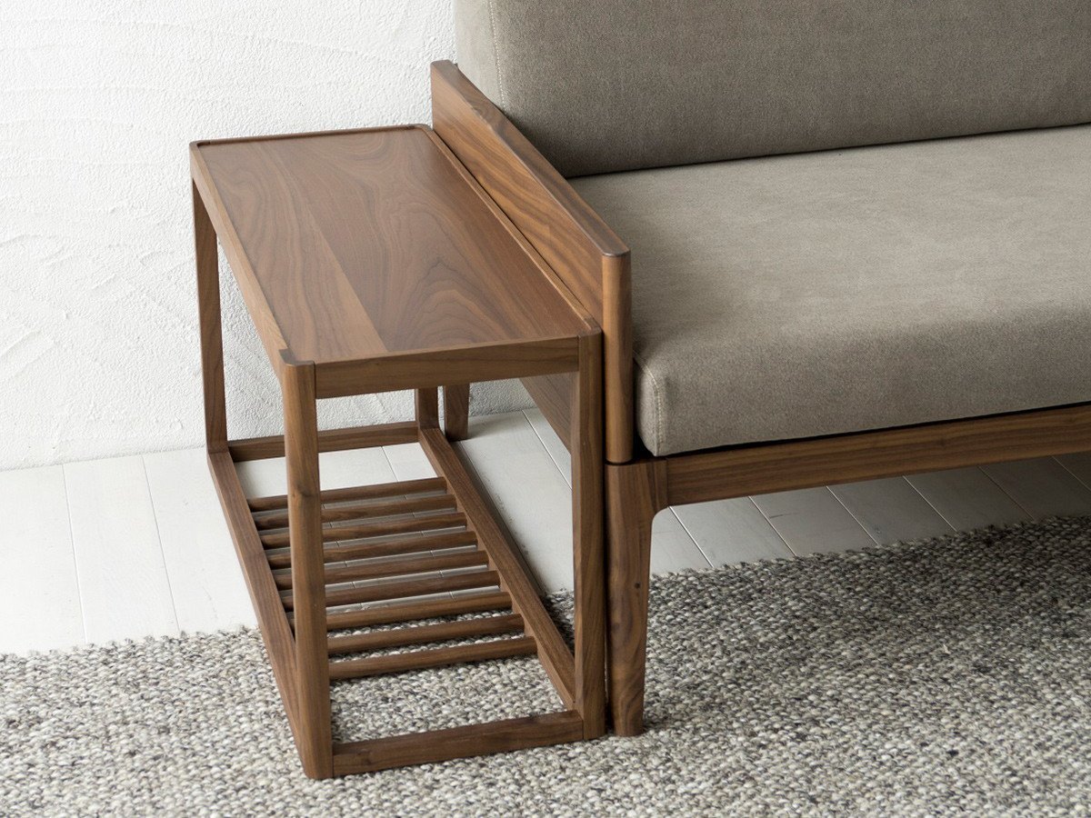 【イカサ/IKASAS / GOODS】のAPARTMENT TEA TABLE 80 / アパートメント ティーテーブル 80 インテリア・キッズ・メンズ・レディースファッション・服の通販 founy(ファウニー) 　送料無料　Free Shipping　コンパクト　Compact, Small Size　テーブル　Table, Dining Table　ホーム・キャンプ・アウトドア・お取り寄せ　Home Living / Home & Lifestyle / Camping Gear / Outdoor Camping　家具・インテリア　Home Furniture & Interior. Stylish & Functional Living Spaces　テーブル　Dining, Coffee & Side Tables　ローテーブル・センターテーブル　Coffee & Center Tables　ホーム・キャンプ・アウトドア・お取り寄せ　Home Living / Home & Lifestyle / Camping Gear / Outdoor Camping　家具・インテリア　Home Furniture & Interior. Stylish & Functional Living Spaces　テーブル　Dining, Coffee & Side Tables　サイドテーブル・ナイトテーブル　Side & End Tables　幅を同シリーズのソファの奥行きと合わせているため、ソファ脇に設置しても綺麗に納まります。|ID: prp329100004971791 ipo3291000000037282633