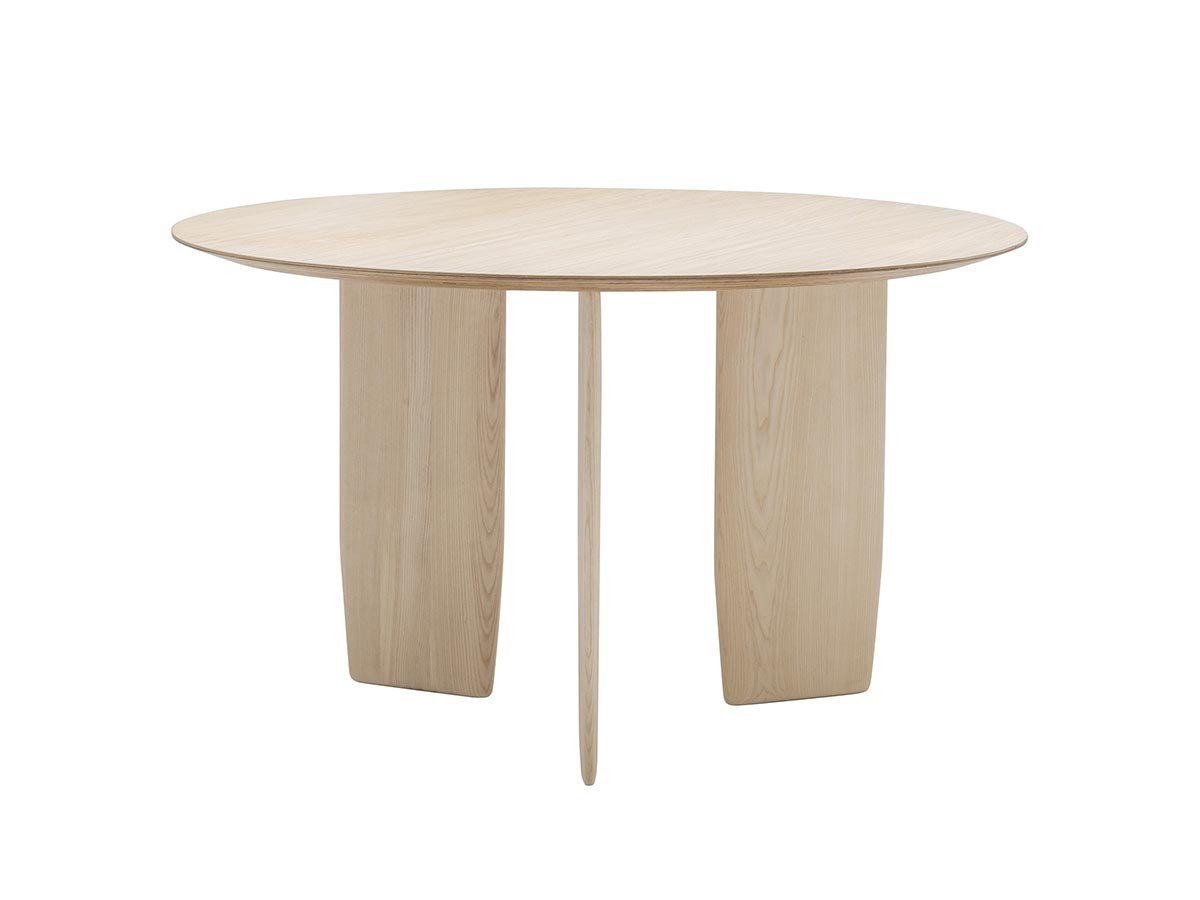 【アンドリュー ワールド/Andreu World / GOODS】のOru Table / オル テーブル ME6548 直径130cm インテリア・キッズ・メンズ・レディースファッション・服の通販 founy(ファウニー) 　テーブル　Table, Dining Table　ラウンド　Round, Round Neck　おすすめ　Recommended / Our Picks　ホーム・キャンプ・アウトドア・お取り寄せ　Home Living / Home & Lifestyle / Camping Gear / Outdoor Camping　家具・インテリア　Home Furniture & Interior. Stylish & Functional Living Spaces　テーブル　Dining, Coffee & Side Tables　ダイニングテーブル・食卓テーブル　Dining Tables　-|ID: prp329100004971815 ipo3291000000037282724
