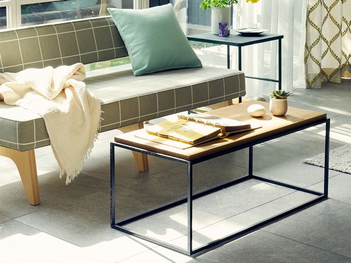 【イデー/IDEE / GOODS】のFRAME TABLE 900 Walnut Top / フレイム テーブル 900 ウォルナットトップ インテリア・キッズ・メンズ・レディースファッション・服の通販 founy(ファウニー) 　コンパクト　Compact, Small Size　テーブル　Table, Dining Table　バランス　Balance, Style Balance　ホーム・キャンプ・アウトドア・お取り寄せ　Home Living / Home & Lifestyle / Camping Gear / Outdoor Camping　家具・インテリア　Home Furniture & Interior. Stylish & Functional Living Spaces　テーブル　Dining, Coffee & Side Tables　ローテーブル・センターテーブル　Coffee & Center Tables　参考イメージ|ID: prp329100004971979 ipo3291000000037283397