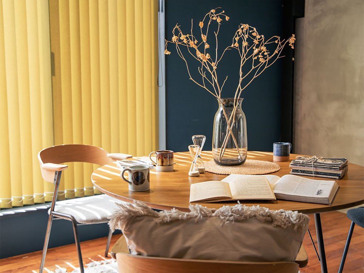 【アデペシュ/a.depeche】のsou dining table 1200 round / ソウ ダイニングテーブル 1200 ラウンド(脚部002タイプ) インテリア・キッズ・メンズ・レディースファッション・服の通販 founy(ファウニー) 　シンプル　Simple, Minimal　テーブル　Table, Dining Table　デスク　Desk, Work Desk　モダン　Modern, Contemporary　ラウンド　Round, Round Neck　ワーク　Workwear, Utility Style　ヴィンテージ　Vintage Style　ホーム・キャンプ・アウトドア・お取り寄せ　Home Living / Home & Lifestyle / Camping Gear / Outdoor Camping　家具・インテリア　Home Furniture & Interior. Stylish & Functional Living Spaces　テーブル　Dining, Coffee & Side Tables　ダイニングテーブル・食卓テーブル　Dining Tables　参考イメージ(天板ブラウン)|ID: prp329100004972041 ipo3291000000037283704