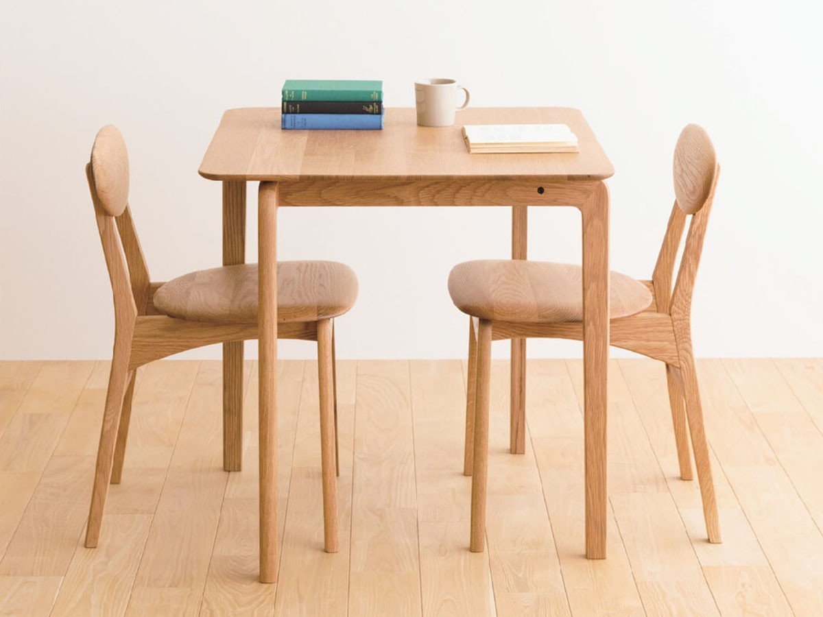 【フライミー ヴェール/FLYMEe vert / GOODS】のLISCIO DINING TABLE / リッショ ダイニングテーブル 84 × 84 インテリア・キッズ・メンズ・レディースファッション・服の通販 founy(ファウニー) 　送料無料　Free Shipping　コンパクト　Compact, Small Size　スクエア　Square, Square Shape　テーブル　Table, Dining Table　ホーム・キャンプ・アウトドア・お取り寄せ　Home Living / Home & Lifestyle / Camping Gear / Outdoor Camping　家具・インテリア　Home Furniture & Interior. Stylish & Functional Living Spaces　テーブル　Dining, Coffee & Side Tables　ダイニングテーブル・食卓テーブル　Dining Tables　ホーム・キャンプ・アウトドア・お取り寄せ　Home Living / Home & Lifestyle / Camping Gear / Outdoor Camping　家具・インテリア　Home Furniture & Interior. Stylish & Functional Living Spaces　テーブル　Dining, Coffee & Side Tables　カフェテーブル・丸型テーブル　Cafe & Bistro Tables　参考イメージ|ID: prp329100004972205 ipo3291000000037284427