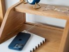 【シーヴ/SIEVE / GOODS】のSlope Night Table / スロープ ナイトテーブル 背面には落下防止の段差が設けられています。|ID: prp329100004972441 ipo3291000000037285547