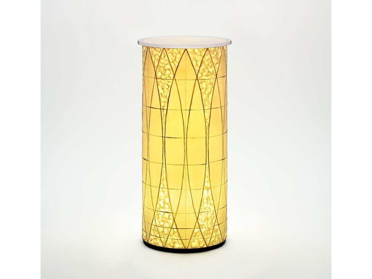 【ホリキエリコ/ERIKO HORIKI / GOODS】のSIDETABLE 250 MOON / サイドテーブル 250 ムーン インテリア・キッズ・メンズ・レディースファッション・服の通販 founy(ファウニー) 　アクリル　Acrylic Material　テーブル　Table, Dining Table　モチーフ　Motif, Design Theme　送料無料　Free Shipping　ホーム・キャンプ・アウトドア・お取り寄せ　Home Living / Home & Lifestyle / Camping Gear / Outdoor Camping　家具・インテリア　Home Furniture & Interior. Stylish & Functional Living Spaces　テーブル　Dining, Coffee & Side Tables　サイドテーブル・ナイトテーブル　Side & End Tables　ホーム・キャンプ・アウトドア・お取り寄せ　Home Living / Home & Lifestyle / Camping Gear / Outdoor Camping　家具・インテリア　Home Furniture & Interior. Stylish & Functional Living Spaces　ライト・照明　Lamps & Lighting Fixtures　フロアランプ・スタンドライト　Floor Lamp / Standing Lamp　点灯時|ID: prp329100004972643 ipo3291000000037286444