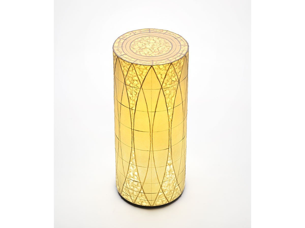 【ホリキエリコ/ERIKO HORIKI / GOODS】のSIDETABLE 250 MOON / サイドテーブル 250 ムーン インテリア・キッズ・メンズ・レディースファッション・服の通販 founy(ファウニー) 　アクリル　Acrylic Material　テーブル　Table, Dining Table　モチーフ　Motif, Design Theme　送料無料　Free Shipping　ホーム・キャンプ・アウトドア・お取り寄せ　Home Living / Home & Lifestyle / Camping Gear / Outdoor Camping　家具・インテリア　Home Furniture & Interior. Stylish & Functional Living Spaces　テーブル　Dining, Coffee & Side Tables　サイドテーブル・ナイトテーブル　Side & End Tables　ホーム・キャンプ・アウトドア・お取り寄せ　Home Living / Home & Lifestyle / Camping Gear / Outdoor Camping　家具・インテリア　Home Furniture & Interior. Stylish & Functional Living Spaces　ライト・照明　Lamps & Lighting Fixtures　フロアランプ・スタンドライト　Floor Lamp / Standing Lamp　アクリル天板を外し、フロア照明としてのご使用も可能です。|ID: prp329100004972643 ipo3291000000037286445