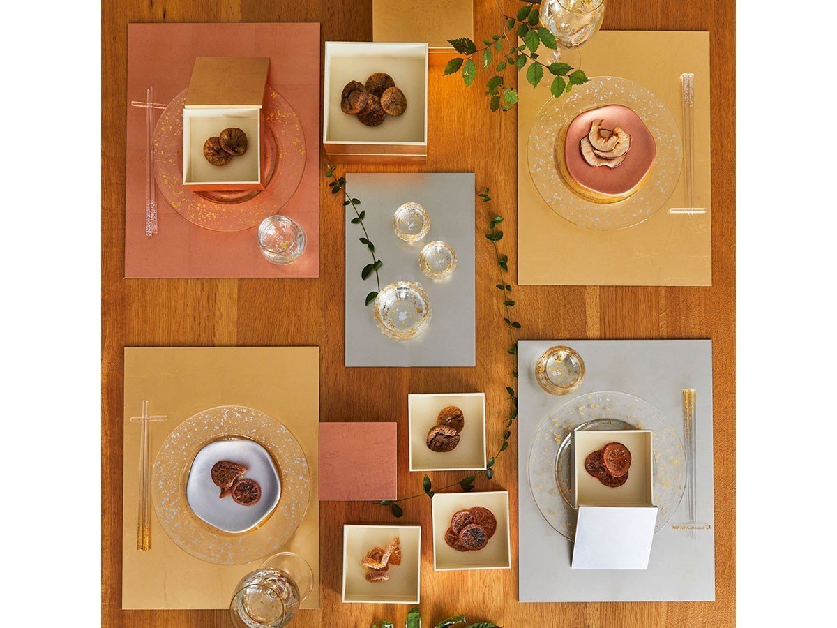 【箔一/HAKUICHI / GOODS】のHAKU LA TABLE TABLE MAT / ハクラターブル テーブルマット(フルール) インテリア・キッズ・メンズ・レディースファッション・服の通販 founy(ファウニー) 　コレクション　Collection, Seasonal Line　テーブル　Table, Dining Table　プレート　Plate, Dish　モダン　Modern, Contemporary　ランダム　Random, Irregular　送料無料　Free Shipping　日本製　Made In Japan　参考イメージ|ID: prp329100004972898 ipo3291000000037287545