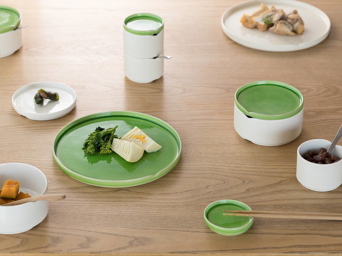 【ハス/HASU / GOODS】のGREEN CRACKLE Stacking bowl M / 緑貫入 重ね中鉢 インテリア・キッズ・メンズ・レディースファッション・服の通販 founy(ファウニー) 　シンプル　Simple, Minimal　テーブル　Table, Dining Table　フォルム　Silhouette, Form　エレガント 上品　Elegant　皿　Plate, Dish　HASUシリーズ|ID: prp329100004972902 ipo3291000000037287567