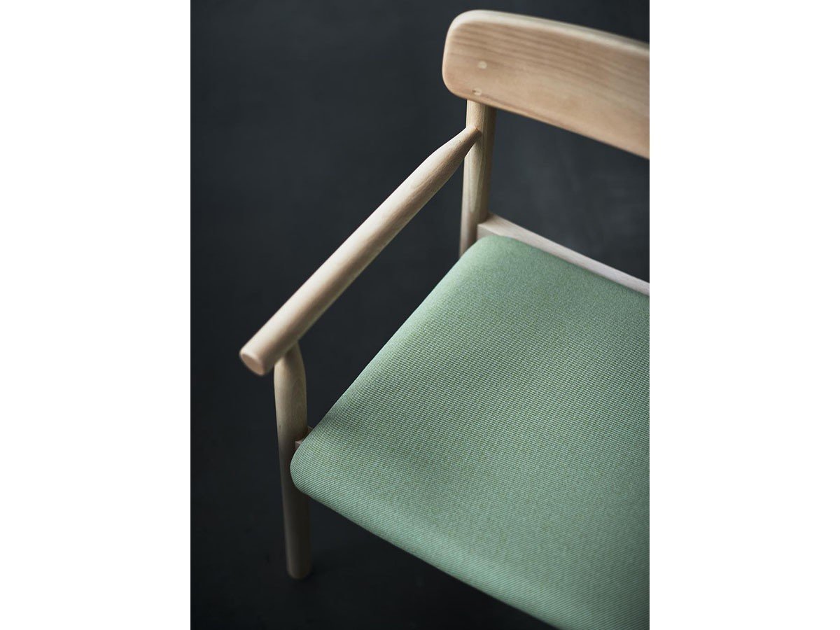 【コッコレ/Coccole / GOODS】のARM CHAIR / アームチェア C284 インテリア・キッズ・メンズ・レディースファッション・服の通販 founy(ファウニー) 　送料無料　Free Shipping　シンプル　Simple, Minimal　ホーム・キャンプ・アウトドア・お取り寄せ　Home Living / Home & Lifestyle / Camping Gear / Outdoor Camping　家具・インテリア　Home Furniture & Interior. Stylish & Functional Living Spaces　チェア・椅子　Seating & Chairs　ダイニングチェア・木製チェア　Dining Chairs　ホーム・キャンプ・アウトドア・お取り寄せ　Home Living / Home & Lifestyle / Camping Gear / Outdoor Camping　家具・インテリア　Home Furniture & Interior. Stylish & Functional Living Spaces　チェア・椅子　Seating & Chairs　アームチェア・アクセントチェア　Armchairs & Accent Chairs　張地:ツイル ピスタチオ(ランクB)、フレームクリア|ID: prp329100004981461 ipo3291000000037322709