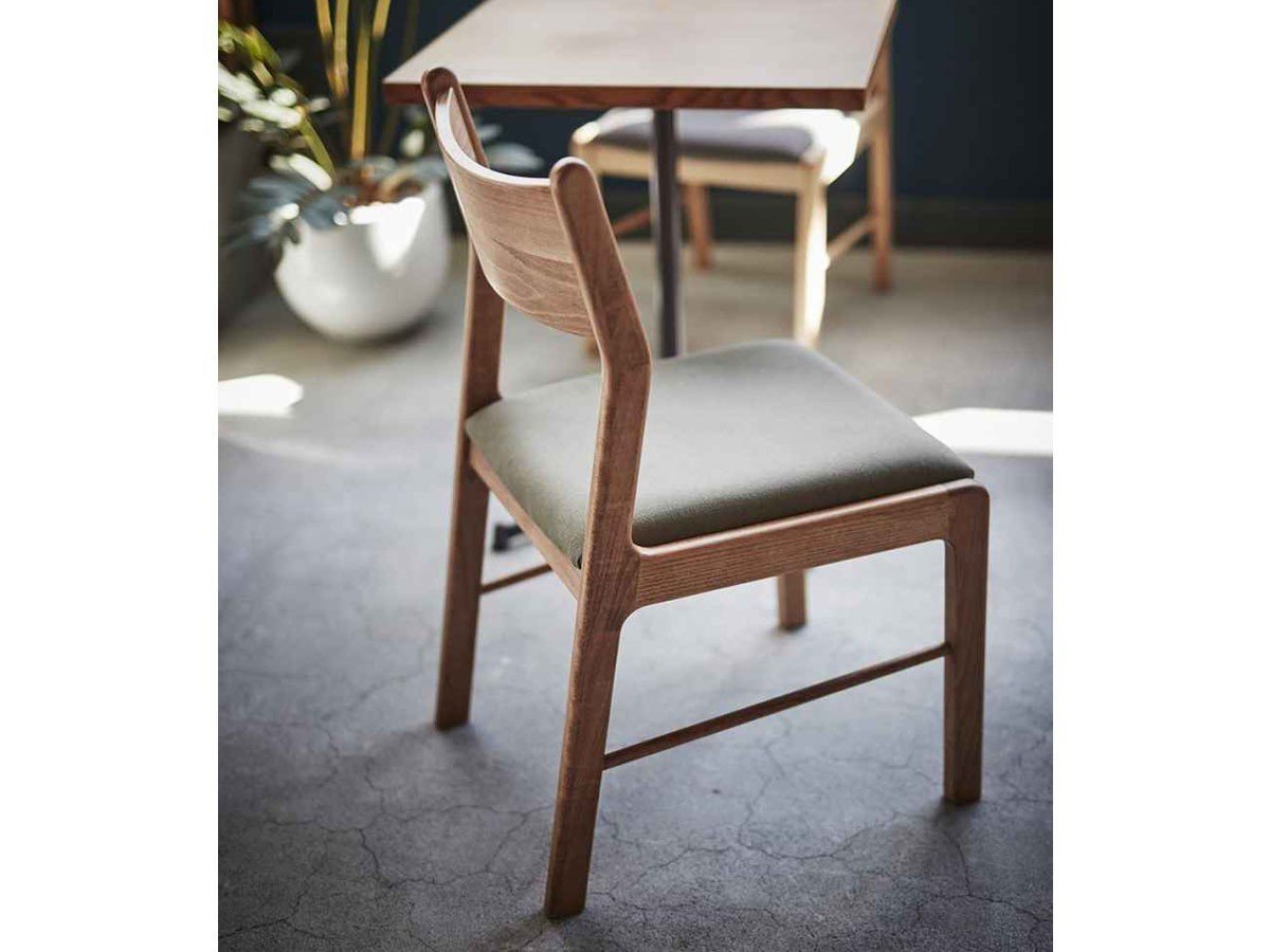 【コッコレ/Coccole / GOODS】のCHAIR / チェア C103 インテリア・キッズ・メンズ・レディースファッション・服の通販 founy(ファウニー) 　送料無料　Free Shipping　フレーム　Frame, Outline　ホーム・キャンプ・アウトドア・お取り寄せ　Home Living / Home & Lifestyle / Camping Gear / Outdoor Camping　家具・インテリア　Home Furniture & Interior. Stylish & Functional Living Spaces　チェア・椅子　Seating & Chairs　ダイニングチェア・木製チェア　Dining Chairs　張地:8号帆布 No.28(ランクF)、フレームブラウン|ID: prp329100004981463 ipo3291000000037322717