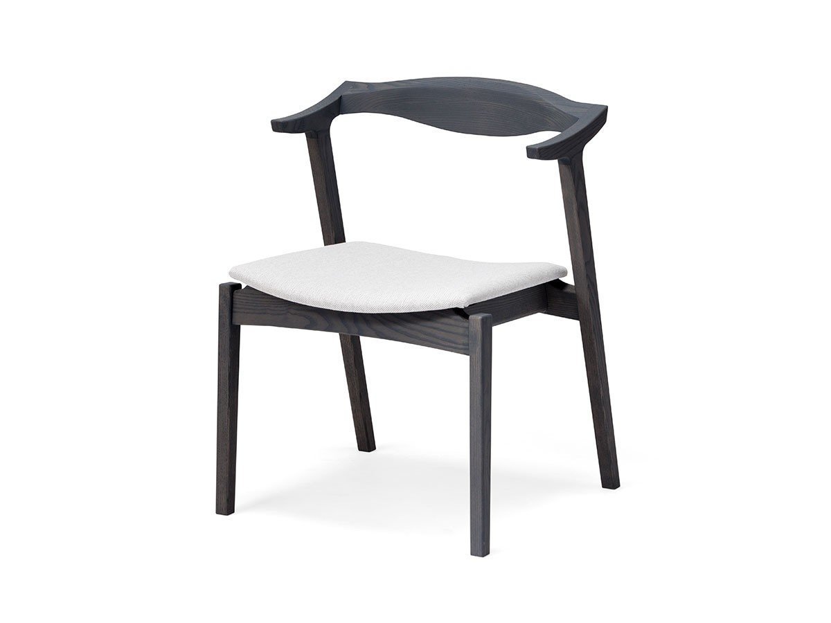 【平田椅子製作所/Hirata Chair / GOODS】のGADO Half Arm Chair / ガド ハーフアームチェア インテリア・キッズ・メンズ・レディースファッション・服の通販 founy(ファウニー) 　送料無料　Free Shipping　ハーフ　Half, Half-Length　モチーフ　Motif, Design Theme　ホーム・キャンプ・アウトドア・お取り寄せ　Home Living / Home & Lifestyle / Camping Gear / Outdoor Camping　家具・インテリア　Home Furniture & Interior. Stylish & Functional Living Spaces　チェア・椅子　Seating & Chairs　ダイニングチェア・木製チェア　Dining Chairs　ホーム・キャンプ・アウトドア・お取り寄せ　Home Living / Home & Lifestyle / Camping Gear / Outdoor Camping　家具・インテリア　Home Furniture & Interior. Stylish & Functional Living Spaces　チェア・椅子　Seating & Chairs　アームチェア・アクセントチェア　Armchairs & Accent Chairs　張地:モード by Maharam 001、フレーム:アッシュ(カーボンアッシュ)|ID: prp329100004981482 ipo3291000000037322790