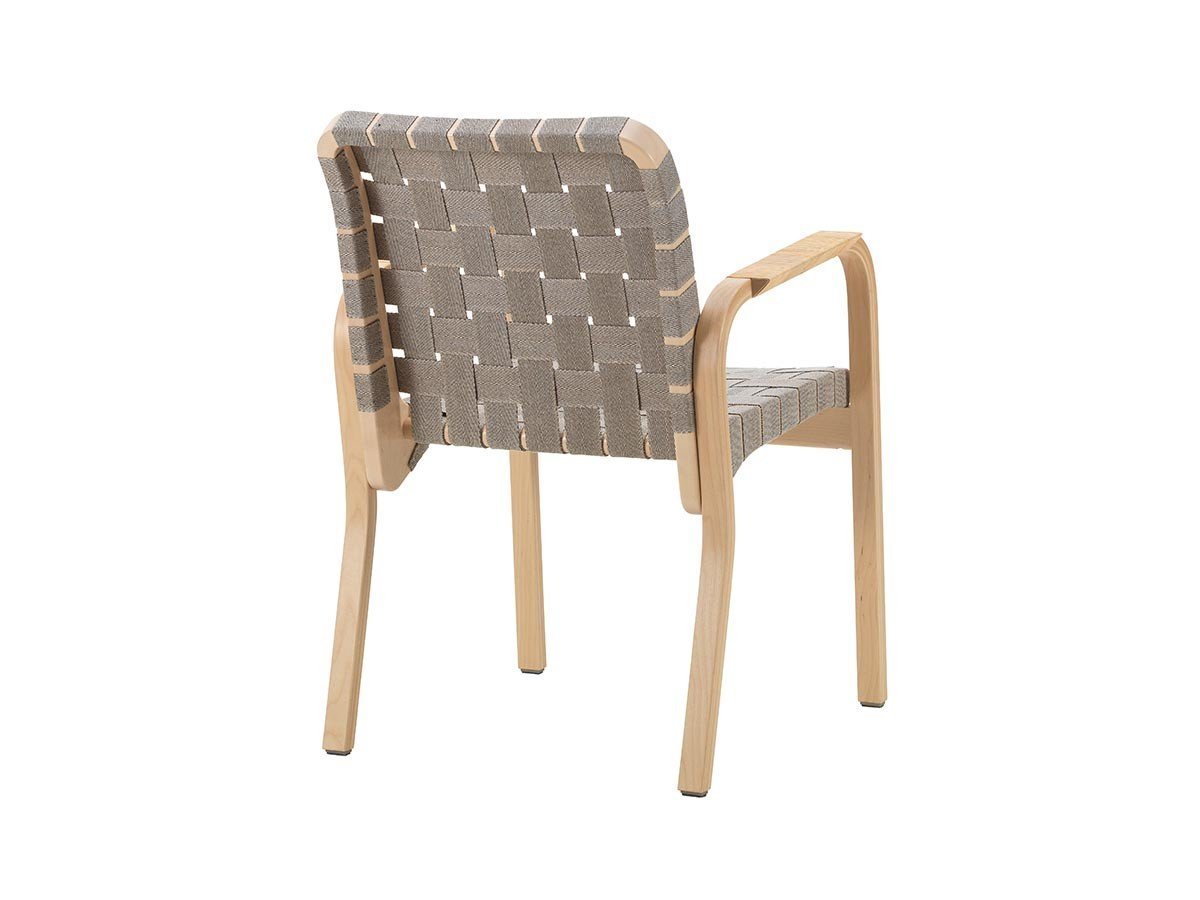 【アルテック/artek / GOODS】のARMCHAIR 45 / アームチェア 45(リネンウェビングテープ / ラタン巻アーム) インテリア・キッズ・メンズ・レディースファッション・服の通販 founy(ファウニー) 　キルティング　Quilted, Quilting　コレクション　Collection, Seasonal Line　シンプル　Simple, Minimal　テーブル　Table, Dining Table　デスク　Desk, Work Desk　フレーム　Frame, Outline　ラタン　Rattan, Woven Rattan　リラックス　Relax, Relaxed Fit　送料無料　Free Shipping　ホーム・キャンプ・アウトドア・お取り寄せ　Home Living / Home & Lifestyle / Camping Gear / Outdoor Camping　家具・インテリア　Home Furniture & Interior. Stylish & Functional Living Spaces　チェア・椅子　Seating & Chairs　ダイニングチェア・木製チェア　Dining Chairs　ホーム・キャンプ・アウトドア・お取り寄せ　Home Living / Home & Lifestyle / Camping Gear / Outdoor Camping　家具・インテリア　Home Furniture & Interior. Stylish & Functional Living Spaces　チェア・椅子　Seating & Chairs　アームチェア・アクセントチェア　Armchairs & Accent Chairs　本商品の背座面は「リネンウェビングテープ(ナチュラル / ブラック)」仕様です。|ID: prp329100004982846 ipo3291000000037328673