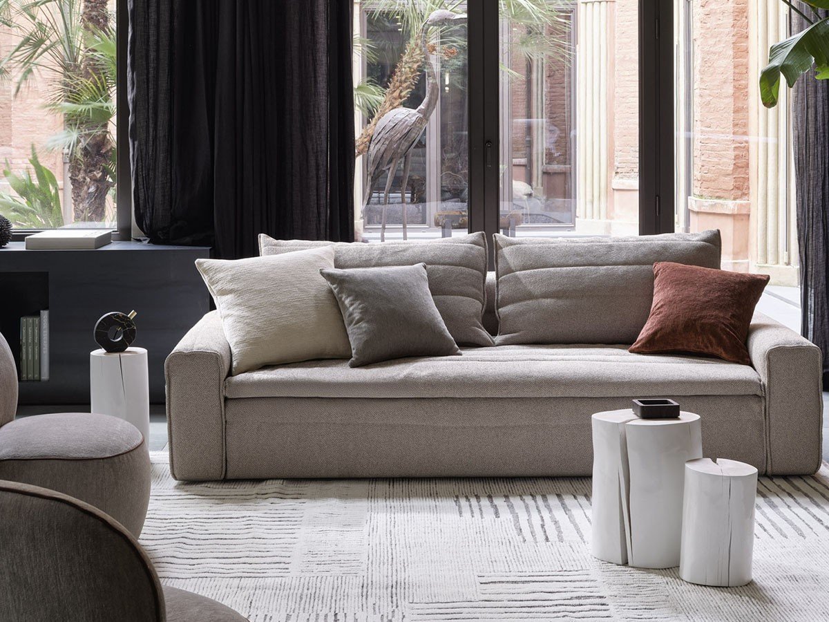 【ジェルバゾーニ/GERVASONI / GOODS】のSamet Fix 10 Sofa / サメット フィックス 10 ソファ(グランデブークレ カライス) インテリア・キッズ・メンズ・レディースファッション・服の通販 founy(ファウニー) 　バランス　Balance, Style Balance　フォルム　Silhouette, Form　リラックス　Relax, Relaxed Fit　ホーム・キャンプ・アウトドア・お取り寄せ　Home Living / Home & Lifestyle / Camping Gear / Outdoor Camping　家具・インテリア　Home Furniture & Interior. Stylish & Functional Living Spaces　ソファー　Couches & Sofas　参考イメージ|ID: prp329100004984096 ipo3291000000037336782