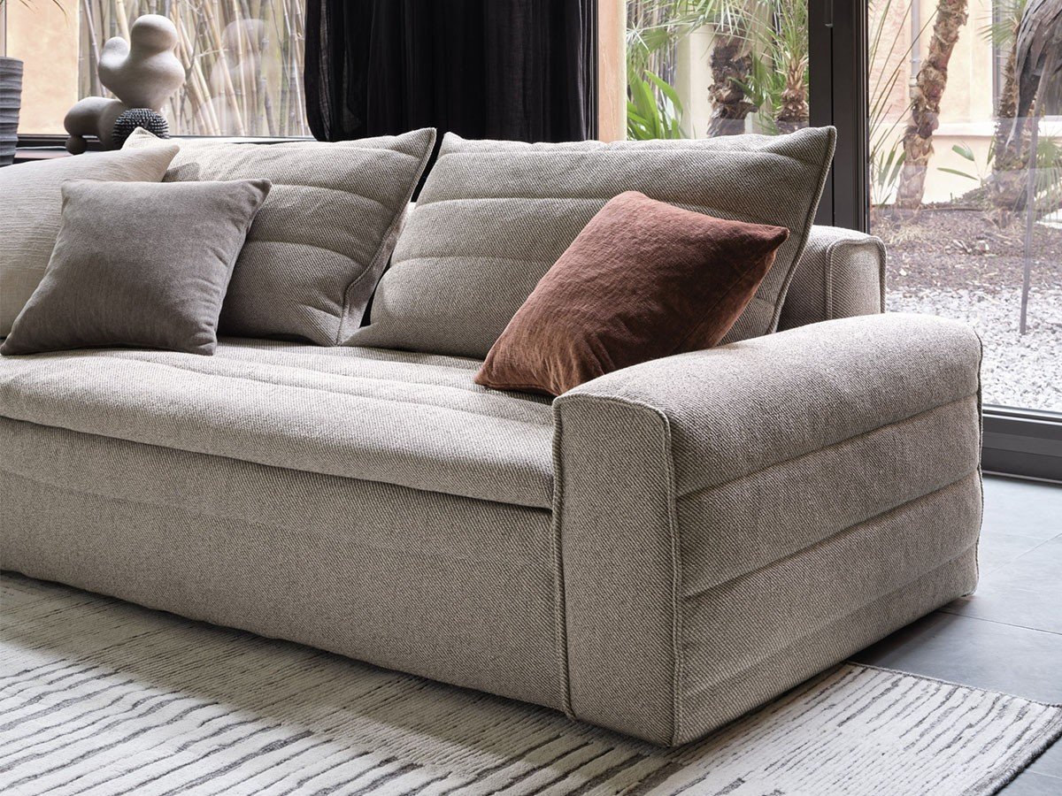 【ジェルバゾーニ/GERVASONI / GOODS】のSamet Fix 10 Sofa / サメット フィックス 10 ソファ(グランデブークレ カライス) インテリア・キッズ・メンズ・レディースファッション・服の通販 founy(ファウニー) 　バランス　Balance, Style Balance　フォルム　Silhouette, Form　リラックス　Relax, Relaxed Fit　ホーム・キャンプ・アウトドア・お取り寄せ　Home Living / Home & Lifestyle / Camping Gear / Outdoor Camping　家具・インテリア　Home Furniture & Interior. Stylish & Functional Living Spaces　ソファー　Couches & Sofas　参考イメージ|ID: prp329100004984096 ipo3291000000037336785