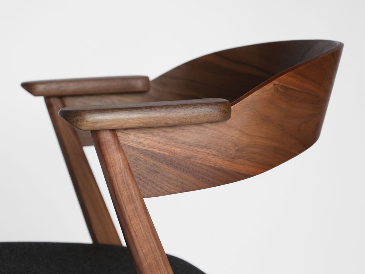 【アデペシュ/a.depeche】のdanis short arm chair PU wood × brass / ダニス ショートアームチェア PU ウッド × ブラス インテリア・キッズ・メンズ・レディースファッション・服の通販 founy(ファウニー) 　アンティーク　Antique-Inspired　ウッド　Wooden Design　ショート　Short, Short Length　フォルム　Silhouette, Form　フレーム　Frame, Outline　ホーム・キャンプ・アウトドア・お取り寄せ　Home Living / Home & Lifestyle / Camping Gear / Outdoor Camping　家具・インテリア　Home Furniture & Interior. Stylish & Functional Living Spaces　チェア・椅子　Seating & Chairs　ダイニングチェア・木製チェア　Dining Chairs　ホーム・キャンプ・アウトドア・お取り寄せ　Home Living / Home & Lifestyle / Camping Gear / Outdoor Camping　家具・インテリア　Home Furniture & Interior. Stylish & Functional Living Spaces　チェア・椅子　Seating & Chairs　アームチェア・アクセントチェア　Armchairs & Accent Chairs　参考イメージ|ID: prp329100004986512 ipo3291000000037351153