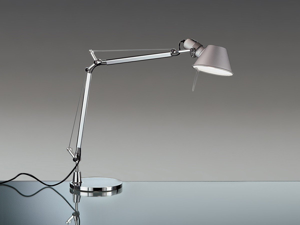 【アルテミデ/Artemide / GOODS】のTOLOMEO Mini Table / トロメオ ミニ テーブル 大人の最旬トレンドファッション＆コーディネート founy(ファウニー) 　送料無料　Free Shipping　イタリア　Italy　テーブル　Table, Dining Table　デスク　Desk, Work Desk　フォルム　Silhouette, Form　ワイヤー　Wire, Wired Bra　人気　Popular, Best Seller　ホーム・キャンプ・アウトドア・お取り寄せ　Home Living / Home & Lifestyle / Camping Gear / Outdoor Camping　家具・インテリア　Home Furniture & Interior. Stylish & Functional Living Spaces　ライト・照明　Lamps & Lighting Fixtures　デスクライト・卓上照明　Desk Lamp / Table Lamp / Study Light　 other-1|ID: prp329100004986520 ipo3291000000037351213