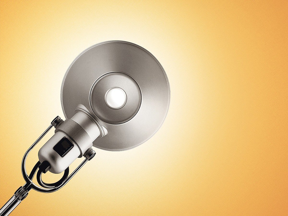 【アルテミデ/Artemide / GOODS】のTOLOMEO Mini Table / トロメオ ミニ テーブル インテリア・キッズ・メンズ・レディースファッション・服の通販 founy(ファウニー) 　送料無料　Free Shipping　イタリア　Italy　テーブル　Table, Dining Table　デスク　Desk, Work Desk　フォルム　Silhouette, Form　ワイヤー　Wire, Wired Bra　人気　Popular, Best Seller　ホーム・キャンプ・アウトドア・お取り寄せ　Home Living / Home & Lifestyle / Camping Gear / Outdoor Camping　家具・インテリア　Home Furniture & Interior. Stylish & Functional Living Spaces　ライト・照明　Lamps & Lighting Fixtures　デスクライト・卓上照明　Desk Lamp / Table Lamp / Study Light　ソケット部分のスイッチでオン / オフ切替が可能です。|ID: prp329100004986520 ipo3291000000037351216