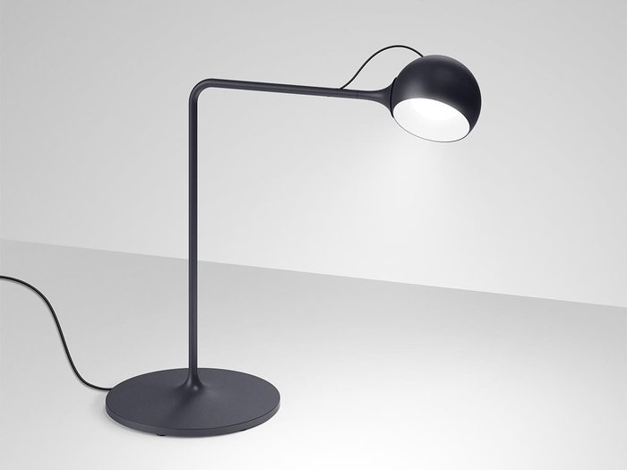 【アルテミデ/Artemide / GOODS】のIXA Table / イクサ テーブル インテリア・キッズ・メンズ・レディースファッション・服の通販 founy(ファウニー) https://founy.com/ 送料無料 Free Shipping クラシック Classic, Timeless Style シンプル Simple, Minimal テーブル Table, Dining Table デスク Desk, Work Desk マグネット Magnet, Magnetic Closure ホーム・キャンプ・アウトドア・お取り寄せ Home Living / Home & Lifestyle / Camping Gear / Outdoor Camping 家具・インテリア Home Furniture & Interior. Stylish & Functional Living Spaces ライト・照明 Lamps & Lighting Fixtures デスクライト・卓上照明 Desk Lamp / Table Lamp / Study Light |ID: prp329100004986522 ipo3291000000037351221