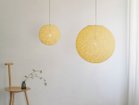 【フライミー ヴェール/FLYMEe vert / GOODS】のPendant Light / ペンダントライト #122632 左:本商品、右:サイズ違いの「ペンダントライト #122633(直径56.5cm)」|ID: prp329100004987838 ipo3291000000037365498