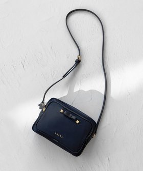 【トッカ/TOCCA】 CARRE NYLON BAG ショルダーバッグ人気、トレンドファッション・服の通販 founy(ファニー) ファッション Fashion レディースファッション WOMEN バッグ Bag カメラ Camera ショルダー Shoulder シンプル Simple フォルム Form フロント Front ポケット Pocket モチーフ Motif リボン Ribbon リュクス Luxe |ID:prp329100000583215