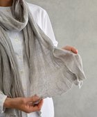 【アンドウール/AND WOOL】の〈上質な素材と手仕事から生まれた優しいニット〉シルクリネンのストール ペールグレー|ID:prp329100001254980