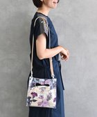 【ムーク/muuc】の〈2WAY〉色糸花刺繍模様 ビニール生地 牛革ショルダー紐付き スクエアバッグ ホワイト|ID: prp329100001556638 ipo3291000000028591121