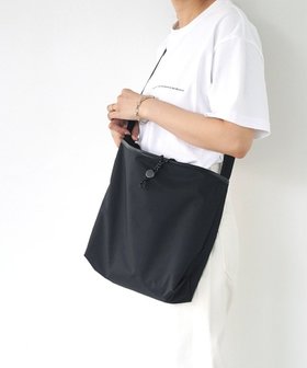 【リヴェラル/LIVERAL】 【撥水/速乾】NAKI L ショルダーバッグ人気、トレンドファッション・服の通販 founy(ファニー) ファッション Fashion レディースファッション WOMEN バッグ Bag 傘 Umbrella 財布 Wallet 手帳 Pocket Book メッシュ Mesh ループ Loop 旅行 Travel |ID:prp329100001964189