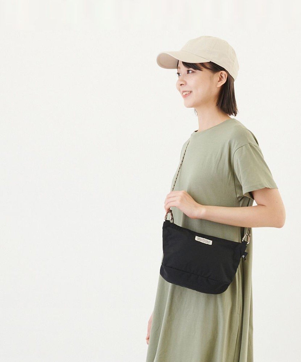 【ルートート/ROOTOTE】の2963【優れた形態回復・発色】/ SN.サコッシュ.YUSAN-A インテリア・キッズ・メンズ・レディースファッション・服の通販 founy(ファニー) 　ファッション　Fashion　レディースファッション　WOMEN　ウォッシャブル　Washable　洗える　Washable　クッション　Cushion　コンパクト　Compact　軽量　Lightweight　ショルダー　Shoulder　ストレッチ　Stretch　スマホ　Smartphone　財布　Wallet　トラベル　Travel　ハンカチ　Handkerchief　ポケット　Pocket　ポーチ　Pouch　無地　Plain Color　ワンポイント　One Point　おすすめ　Recommend　旅行　Travel　01:ブラック|ID: prp329100002099313 ipo3291000000029640226