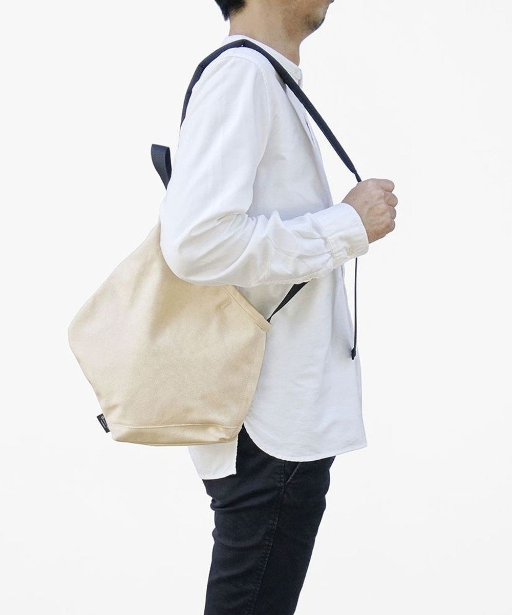 【ルートート/ROOTOTE】の9763【ROOTOTE×nendo】/ RO.nendo-G.スモール インテリア・キッズ・メンズ・レディースファッション・服の通販 founy(ファニー) 　ファッション　Fashion　レディースファッション　WOMEN　バッグ　Bag　インナー　Inner　キャンバス　Canvas　クッション　Cushion　グラフィック　Graphic　ショルダー　Shoulder　ニューヨーク　New York　ポケット　Pocket　ミラノ　Milan　ラップ　Wrap　リュック　Ruck Sack　01:アイボリー|ID: prp329100002157568 ipo3291000000024166194