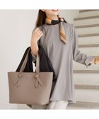 【ティアクラッセ/Tiaclasse】の【小倉優子さん着用・選べる袖TYPE・洗える】バックフレアチュニック 人気、トレンドファッション・服の通販 founy(ファニー) ファッション Fashion レディースファッション Fashion for Women トップス・カットソー Cut & Sew Tops シャツ・ブラウス・オフィスカジュアル Elegant Blouses & Button-Ups アクセサリー Fashion Accessories ウォッシャブル Machine Washable 春 Spring 洗える Machine Washable 秋 Autumn カーディガン Cardigan, Knitwear ギンガム Gingham, Gingham Fabric ストライプ Stripe, Striped Pattern スリーブ Sleeve, Long Sleeve / Short Sleeve ターコイズ Turquoise, Blue-Green チェック Check, Plaid, Tartan チュニック Tunic, Long Top ドット Polka Dot, Dot Pattern ドレープ Drape, Draping Fabric フレア Flare, Flared プリント Print, Printed Pattern ポケット Pocket, Pocket Detail 半袖 Short Sleeve, Half Sleeve 無地 Plain, Solid Color ラウンド Round, Round Neck ロング Long, Long-Length 冬 Winter / This Winter S/S・春夏 SS, Spring/Summer, Warm Season 再入荷 Restock / Back in Stock 夏 Summer エレガント 上品 Elegant thumbnail 七分袖グレージュ|ID: prp329100002245379 ipo3291000000033345098