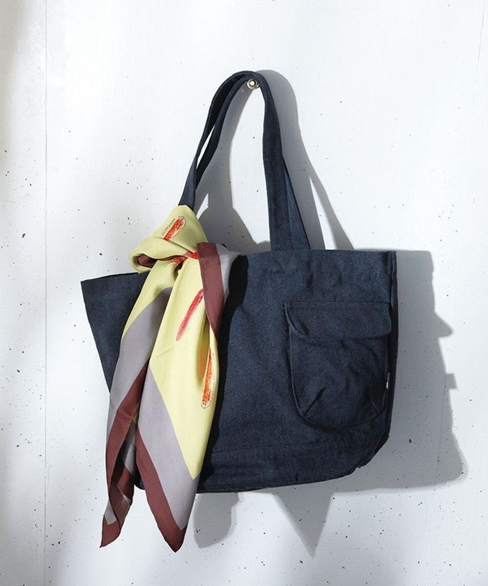 【ルートート/ROOTOTE】の2968【A4サイズ収納】/ SN.ミディアム.リサイクルコットン-A インテリア・キッズ・メンズ・レディースファッション・服の通販 founy(ファニー) https://founy.com/ ファッション Fashion レディースファッション WOMEN バッグ Bag アクセサリー Accessories カメラ Camera シンプル Simple スカーフ Scarf チャーム Charm ハンド Hand バランス Balance フォルム Form ポケット Pocket ポーチ Pouch リラックス Relax |ID: prp329100002246647 ipo3291000000029640061